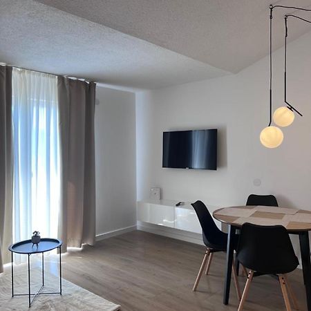 Apartment Nadalina โรกอซนิซา ภายนอก รูปภาพ