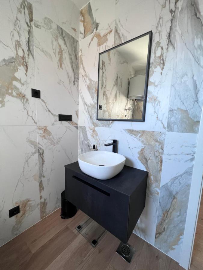 Apartment Nadalina โรกอซนิซา ภายนอก รูปภาพ