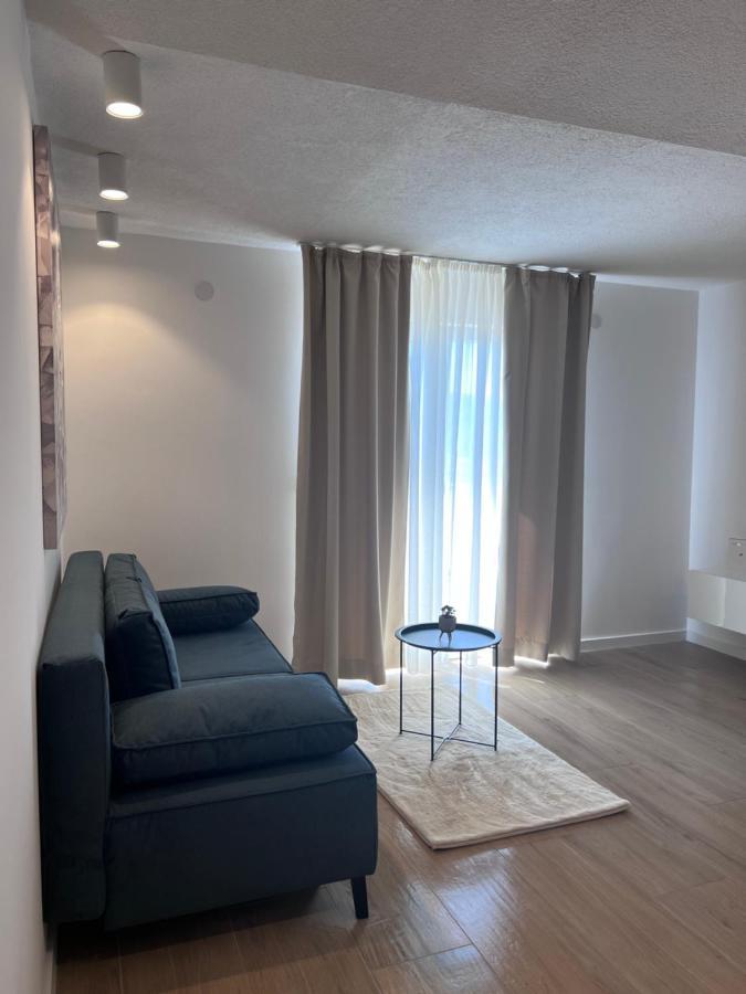 Apartment Nadalina โรกอซนิซา ภายนอก รูปภาพ